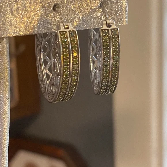 QVC Elegant Sterling Silver Earrings with Vibrant Green Diamonds. - Picture 7 of 7